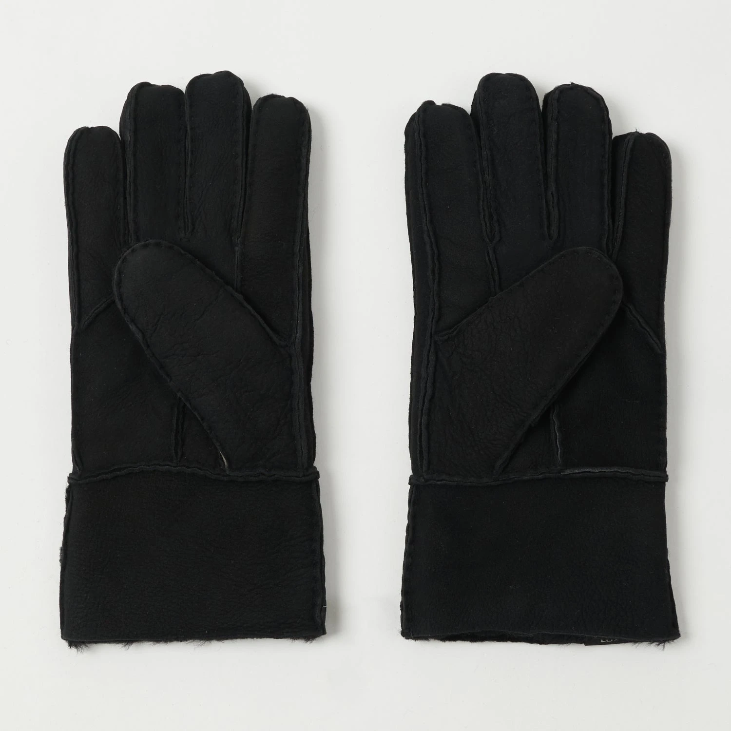 Crown Cap 4-01615 Shearling Gloves - Black 4 Crown Cap 4-01615 Shearling Gloves - Black - Image 2