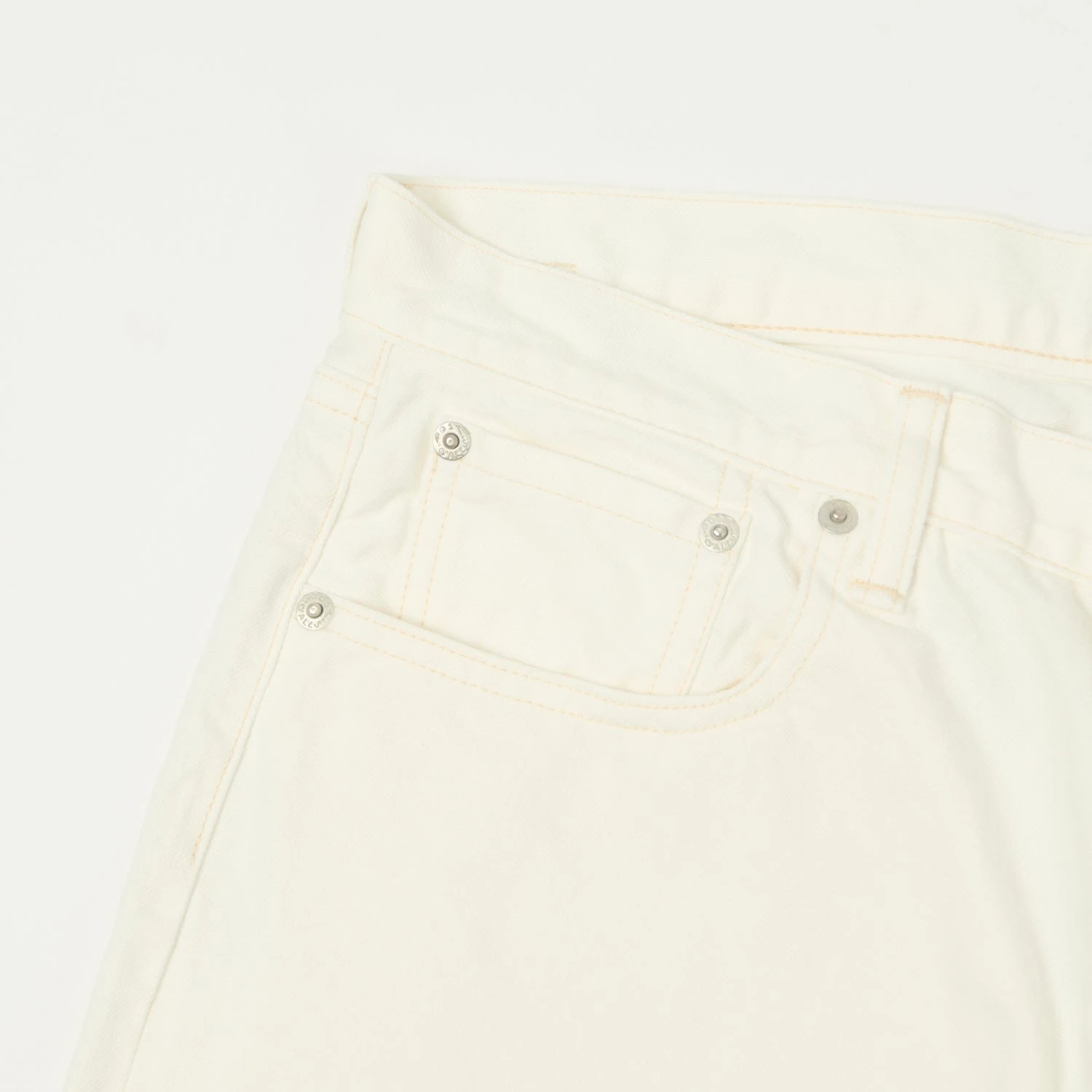 Post Overalls No.2 5-Pocket Denim Shorts - White 5 Post Overalls No.2 5-Pocket Denim Shorts - White - Image 3